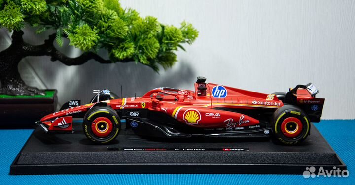 Модель болида F1 Ferrari SF24, 1:18, Леклер