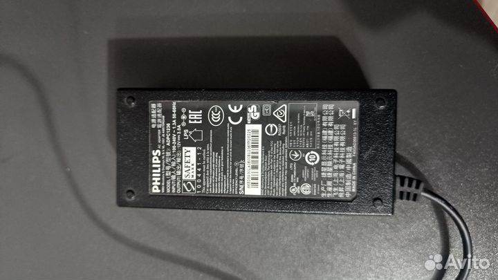 Монитор philips 22