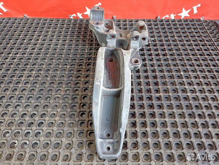 Кронштейн пневморессоры левый Volvo FH, Volvo FM