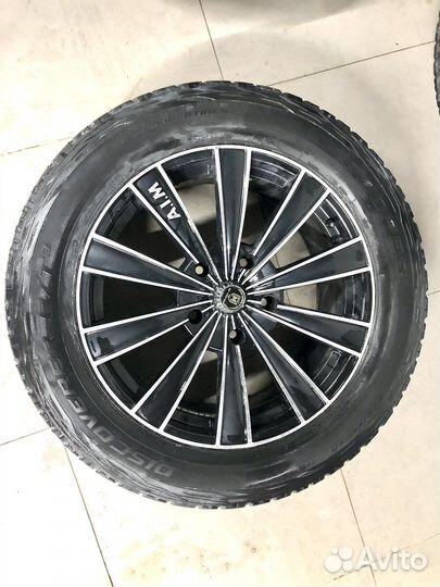 Диски литые с покрышками R20