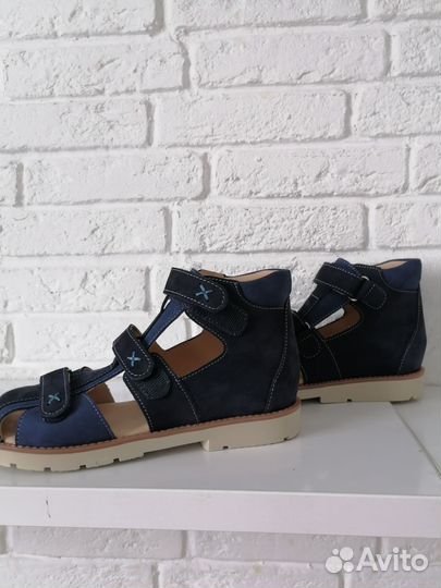 Туфли открытые ортопедические для мальчика