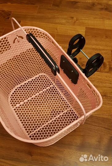 Корзина для велосипеда фирмы Electra