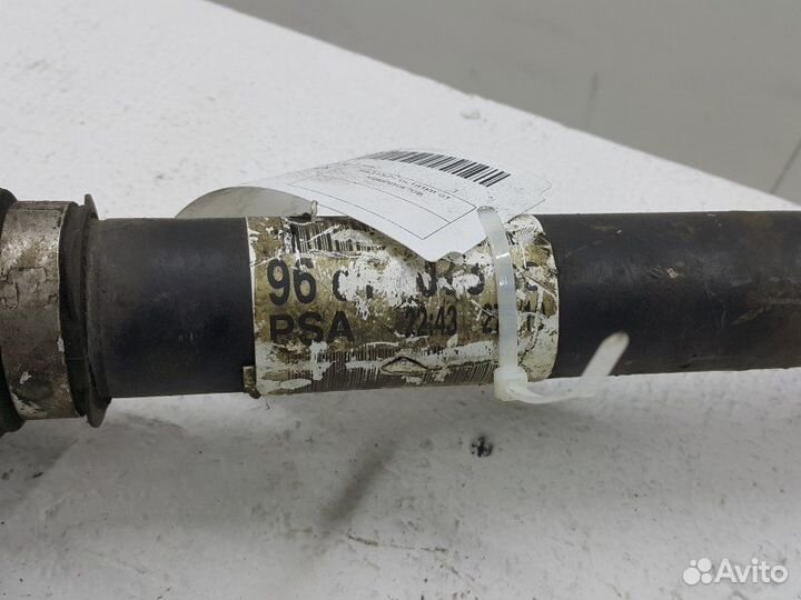 Привод передний левый Peugeot 308