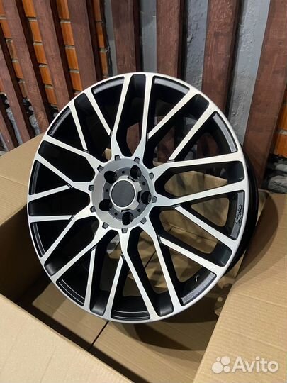 Литые Диски R20 Replica momo 5*114.3 67.1