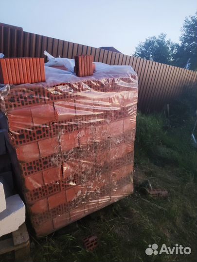 Продам поризованный кирпич 2нф,производства лср