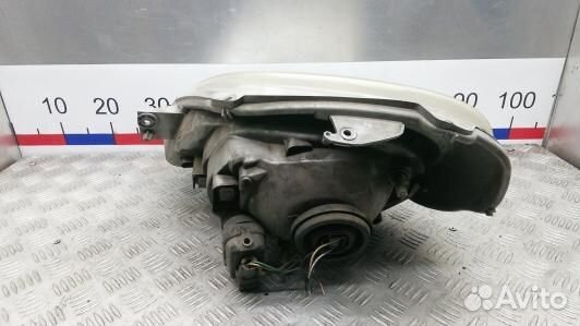 Фара правая opel vivaro (SBE11MU01)