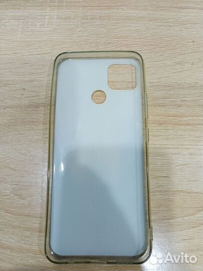 Чехол на телефон