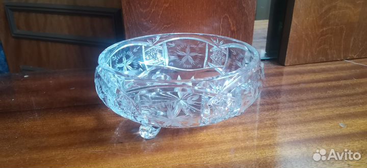 Хрустальные блюда, ваза, пепельница