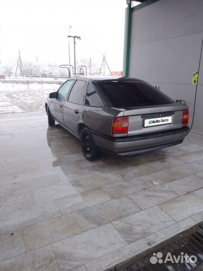 Opel Vectra 1.6 МТ, 1989, 300 000 км