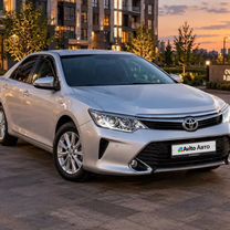 Toyota Camry 2.5 AT, 2016, 300 000 км, с пробегом, цена 1 500 000 руб., Стерлитамак