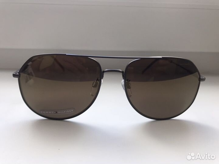 Солнцезащитные очки