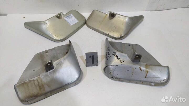 Брызговик suzuki Escudo T 2W 96-04 комплект (4шт)