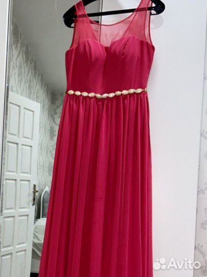 Вечернее платье в пол 44 размер