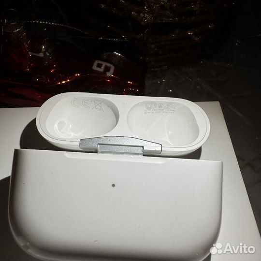 Apple AirPods Pro (без треска, шума и тд)