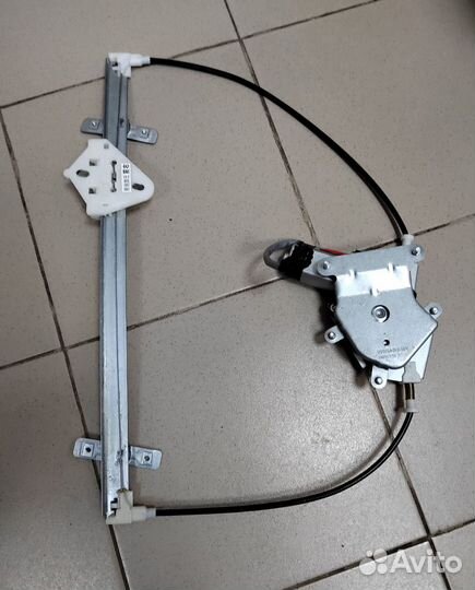 Стеклоподъемник передний правый Chery Amulet