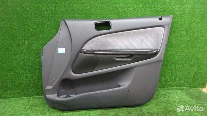 Обшивка дверей Honda Stream RN1 D17A 2002/06