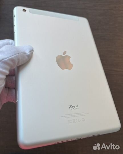 iPad mini (16 Gb + 3G)