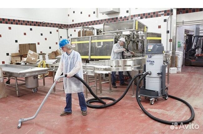 Промышленный пылесос Nilfisk S3B возм с оператором