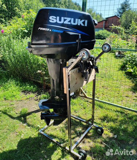 Стойка тележка для лодочного мотора