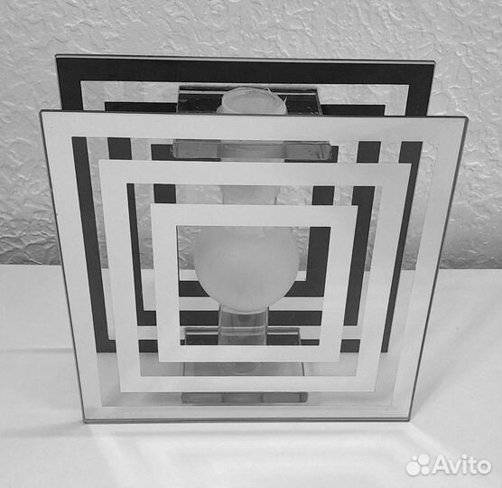 Ваза квадратная с зеркальными вставками 20x20 см