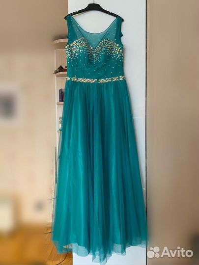 Вечернее платье 44