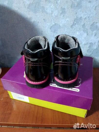 Ботинки для девочки 26 размер