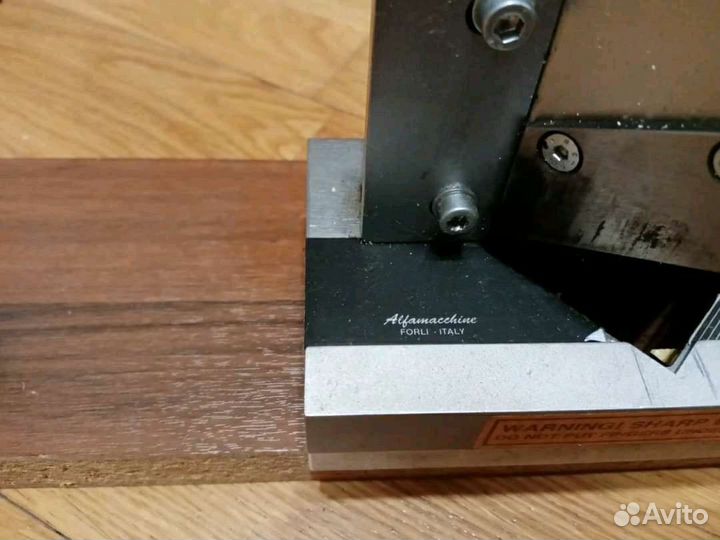 Mini-Mitre настольная гильотина 100 см