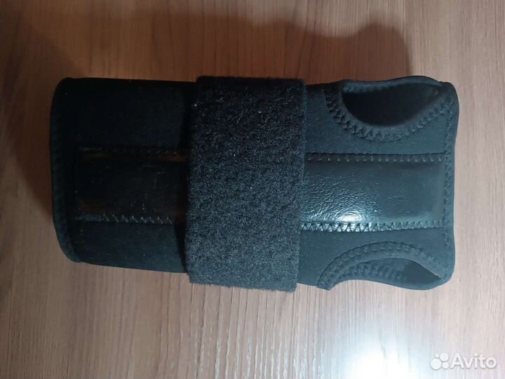 Ортез на лучезапястный сустав