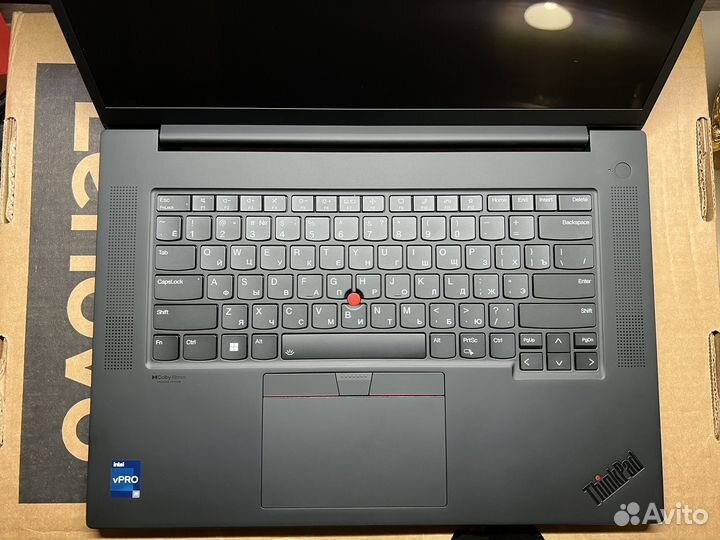 Thinkpad P1 Gen 6 i9-13900H/64/2TB/5000 Ada/4K