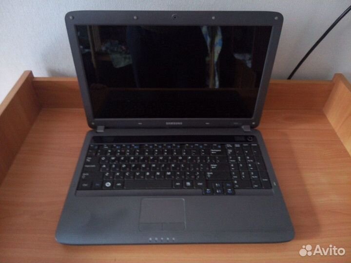 Sumsung NP-R525 на разбор