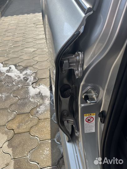 Уплотнительные резинки дверей для Toyota Camry 70