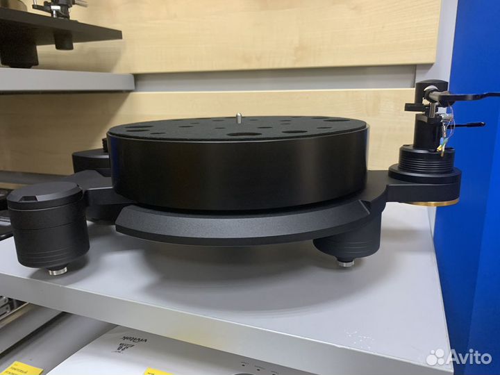 Виниловый проигрыватель zavfino