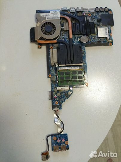 Материнская плата с процессором и памятью HP DV6