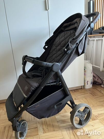 Прогулочная коляска carrello bravo
