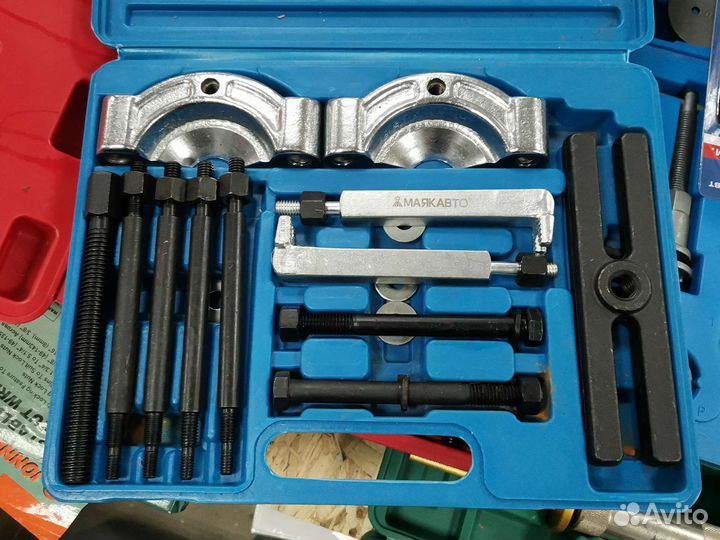 Съемник подшипников сепараторный 50-75 мм