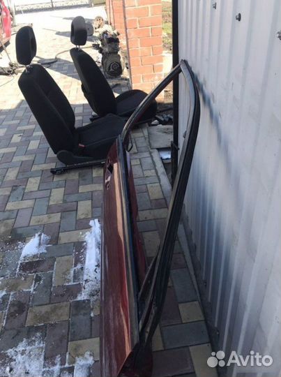 Дверь передняя правая Mitsubishi Lancer 1.6