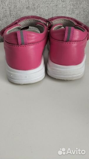Сандалии для девочки 23 24 размер