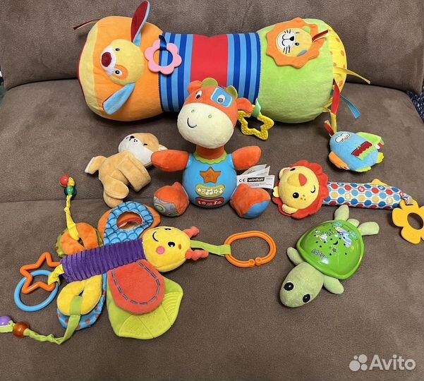 Игрушки, подушка детская, матрасик для купания