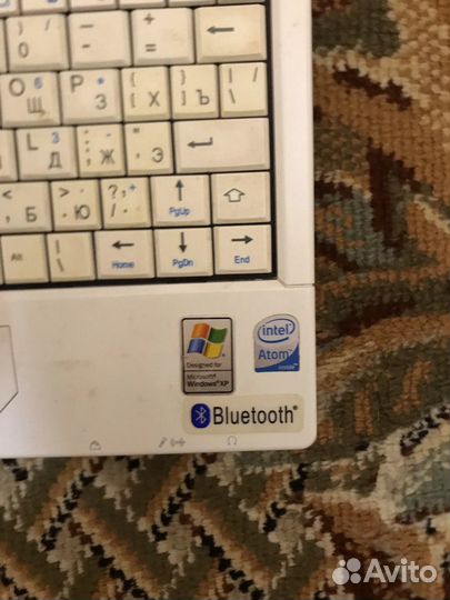 Нетбук Fujitsu-Siemens amilo mini UI 3520