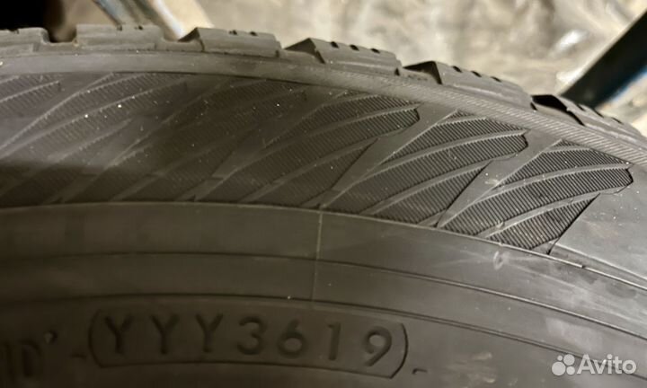 Yokohama Ice Guard IG65 225/60 R18 104T
