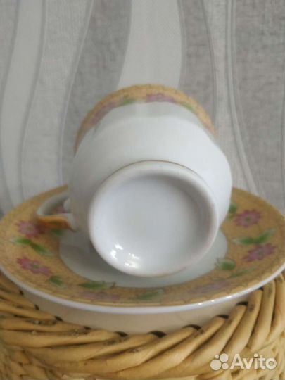 Чашки с блюдцами,четыре пары