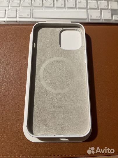 Silicone Case MagSafe White iPhone 12 Pro Max