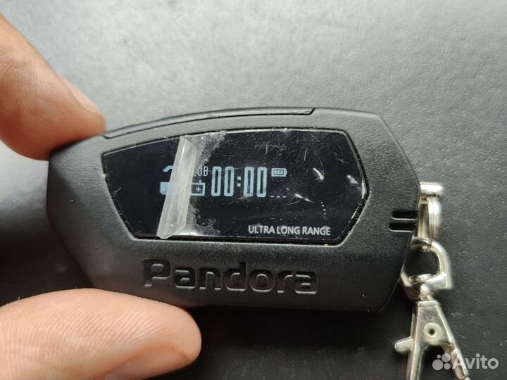 Брелок сигнализации пандора D010