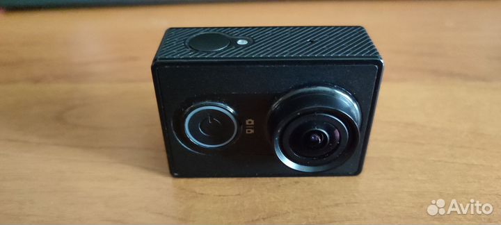 Экшн камера xiaomi yi
