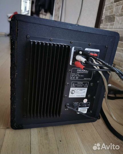 Колонки, активные 2,1. 140вт