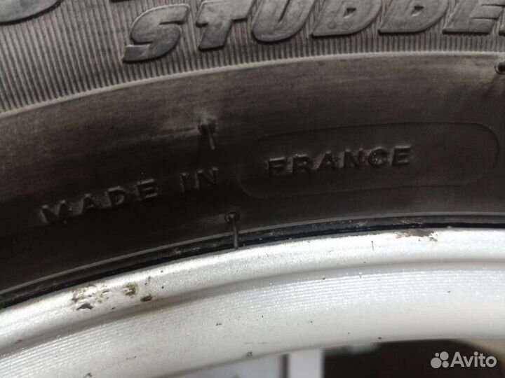 Michelin Latitude X-Ice North 215/60 R17 96T