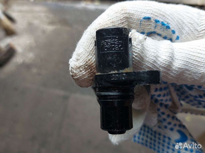 Датчик абс Тойота Хайлюкс 7 2014