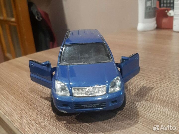 Коллекционная машинка