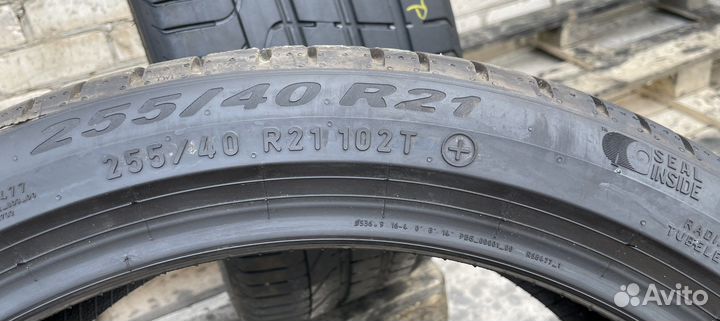 Pirelli Scorpion 255/40 R21