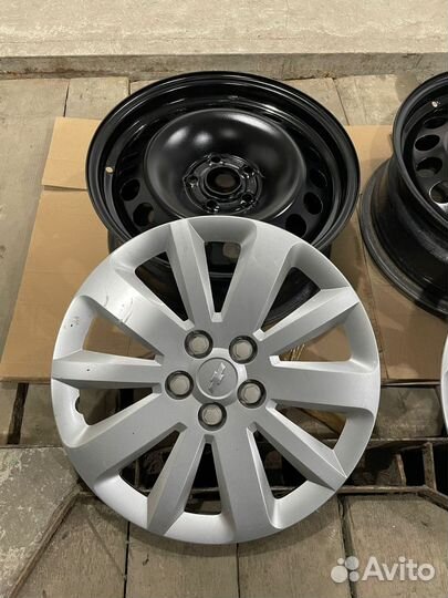 Штампы с колпаками R16 Chevrolet Cruze